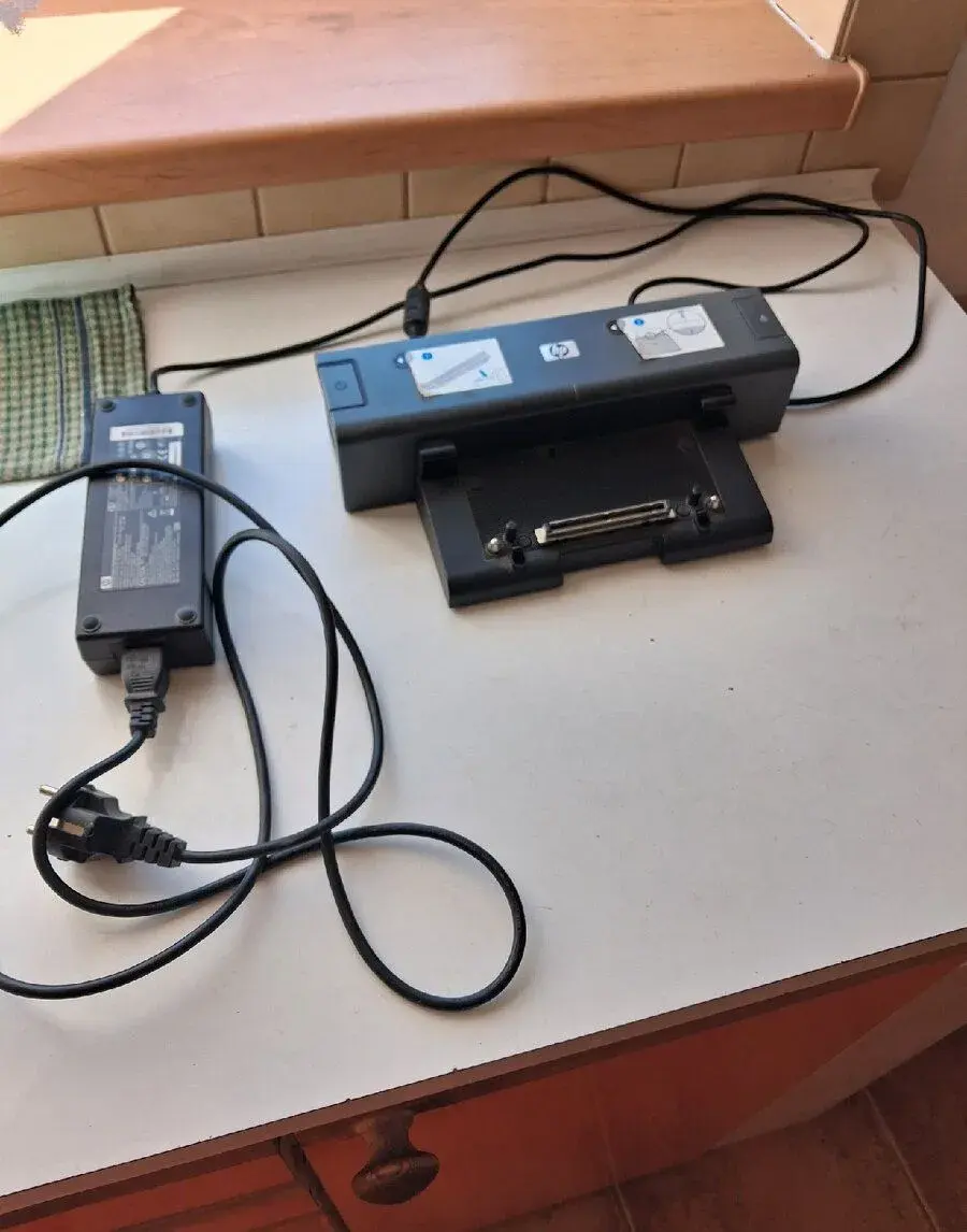 Dokovací stanice hp