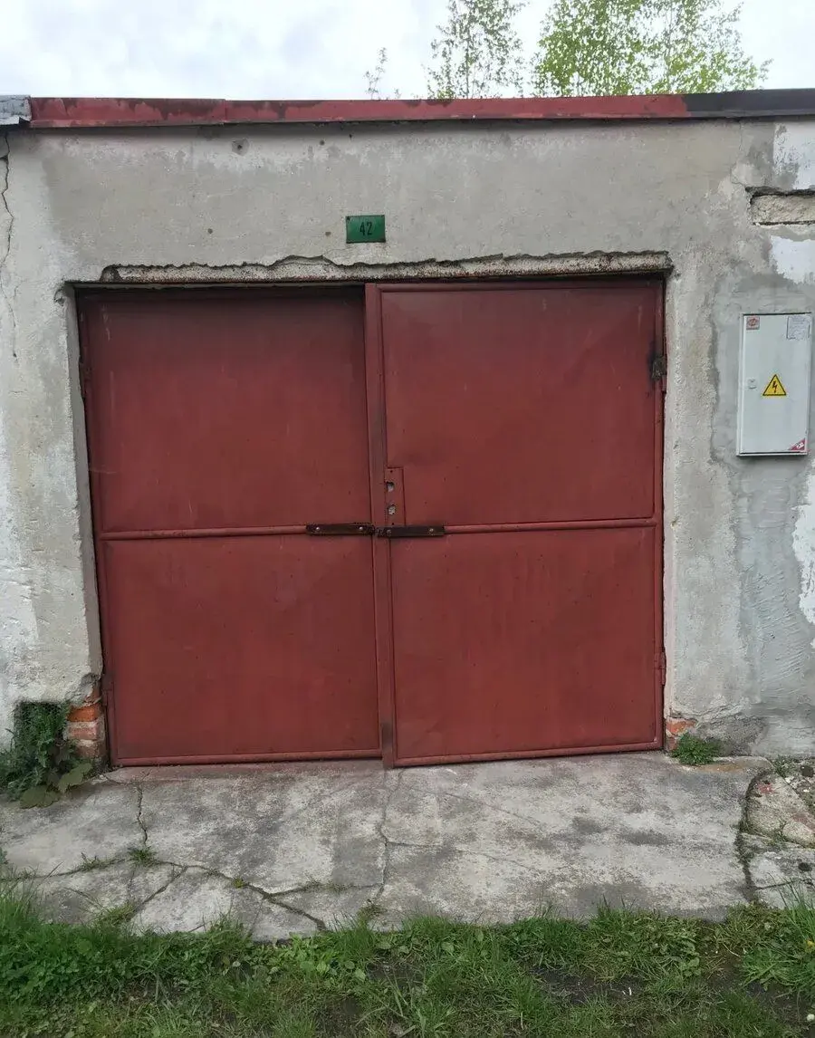 Pronajmu garáž v Kraslicích