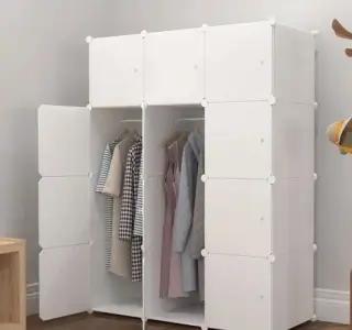 Modulární šatní skříň