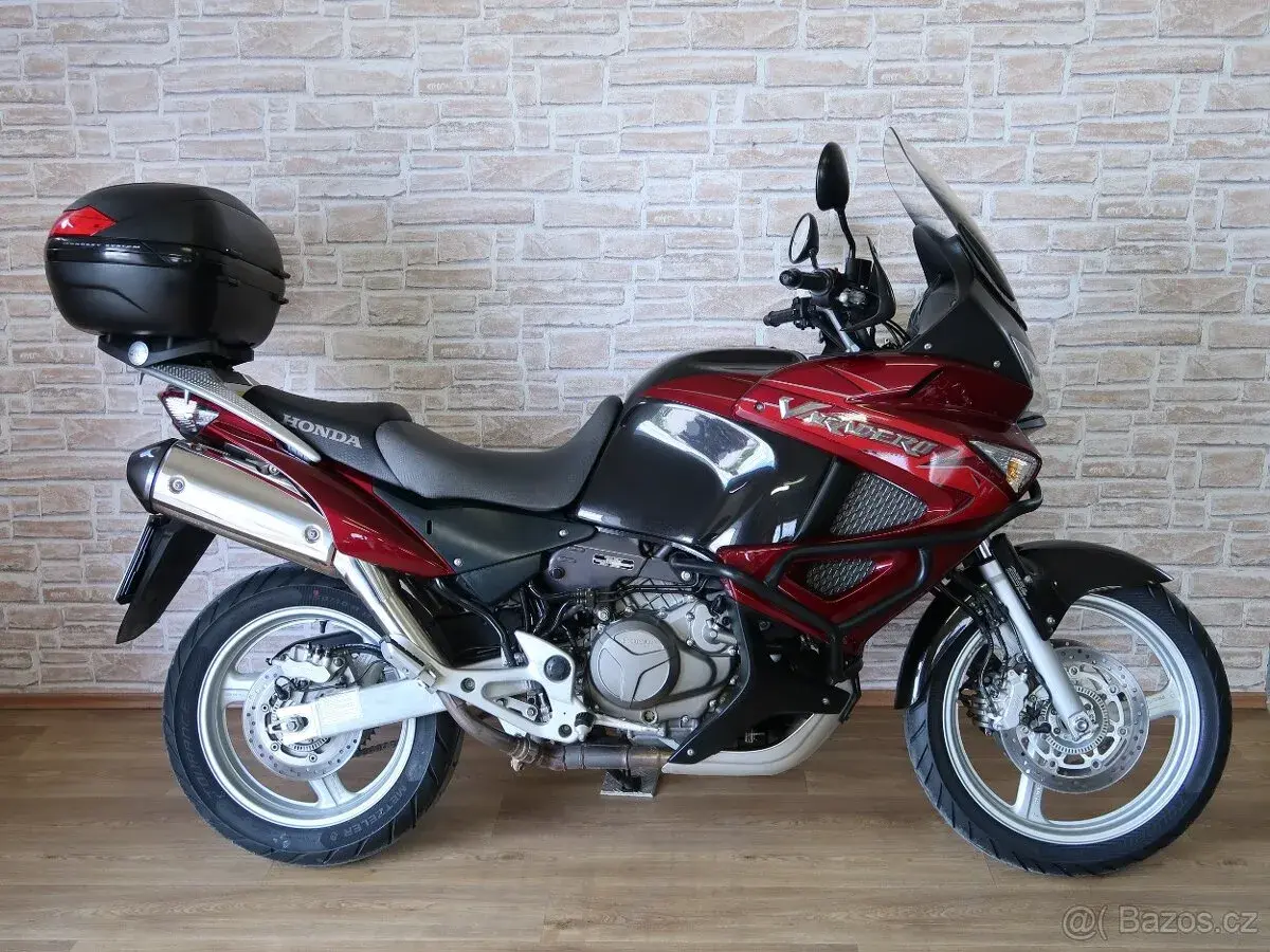Honda XL1000VA Varadero ABS původ ČR, 25100km, po servisu