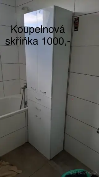 Koupelnová skříňka