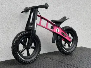 First bike SERVIS FAT růžový