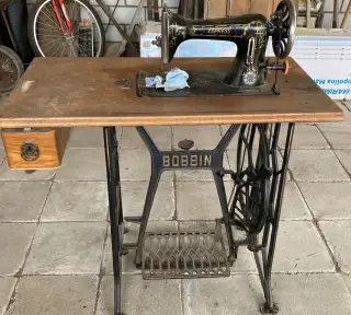 Šicí stroj
