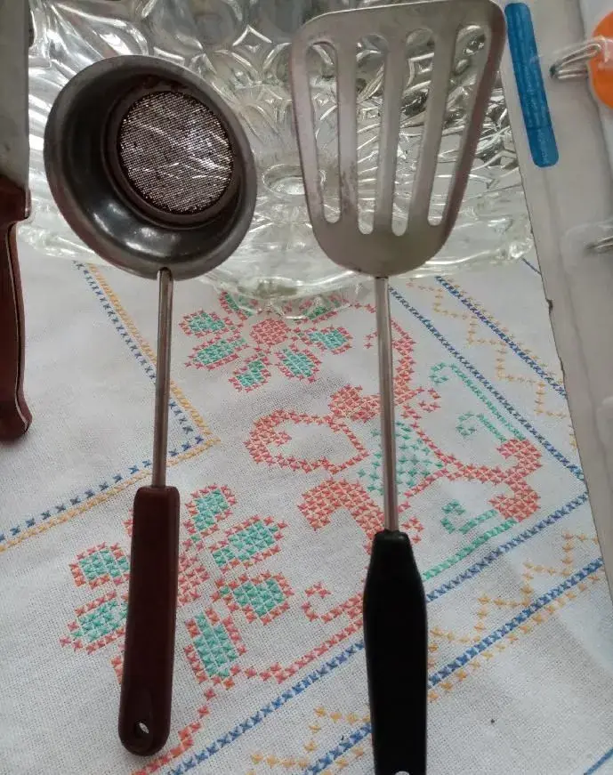 DROBNOSTI DO DOMÁCNOSTI