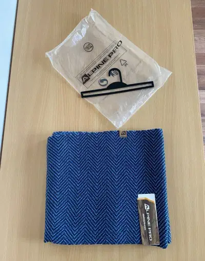 Nová unisex zimní kruhová šála Alpine Pro - modro-černá