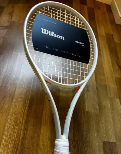 Tenisová raketa Wilson Shift V1 300g grip L3