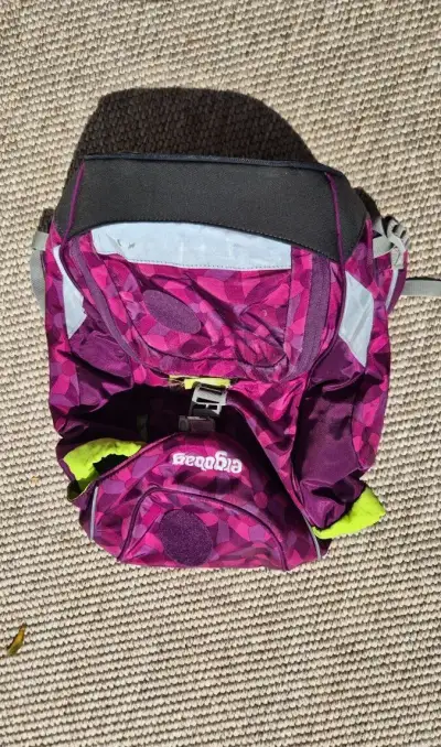 Školní tašku / aktovka / batoh Ergobag