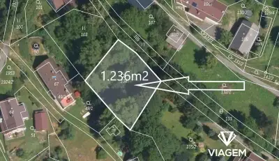 Stavební - bydlení 1 012 m²