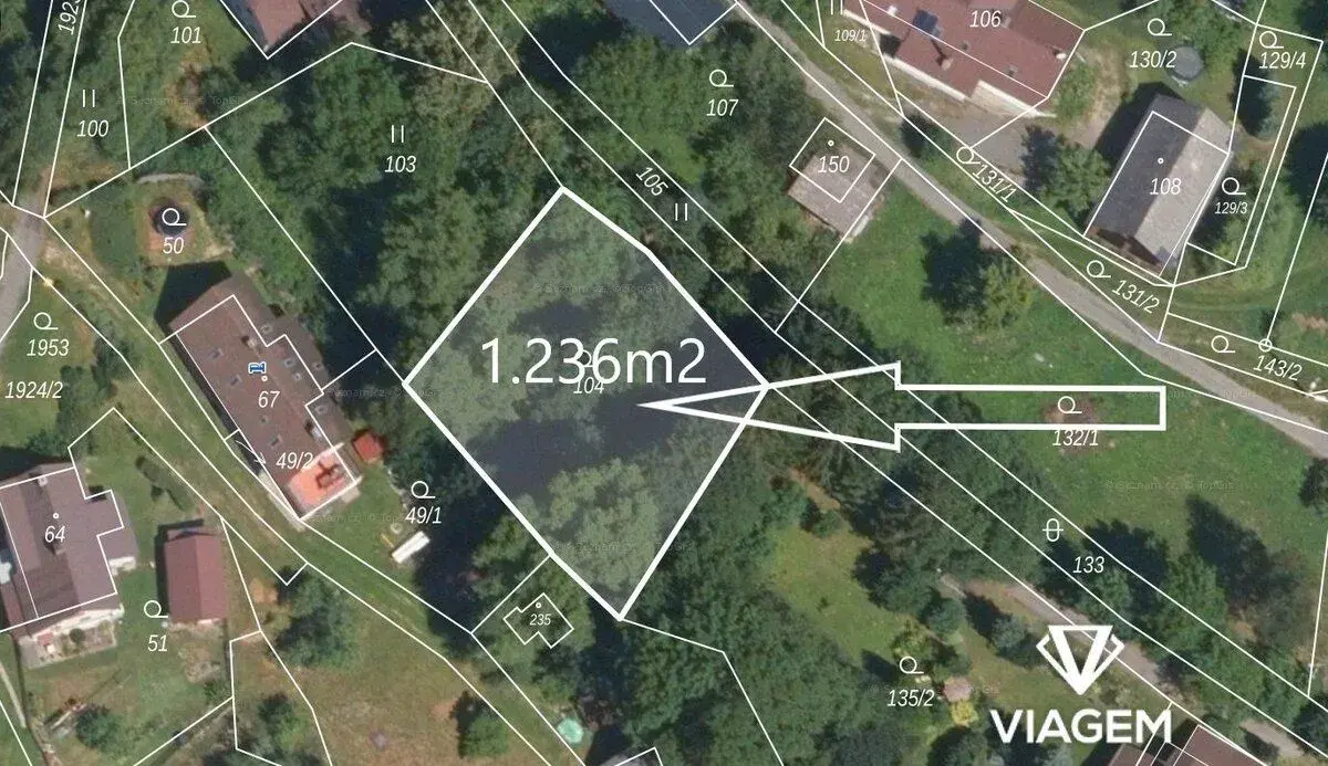 Stavební - bydlení 1 012 m²