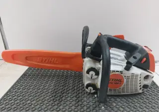 Motorová benzínová pila Stihl MS 197 T/C, 1.4 kW