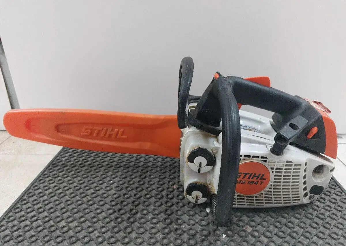 Motorová benzínová pila Stihl MS 197 T/C, 1.4 kW