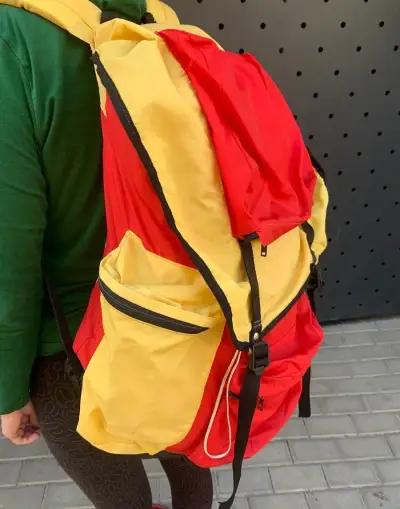 Zánovní retro batoh z osmdesátých let, Československo