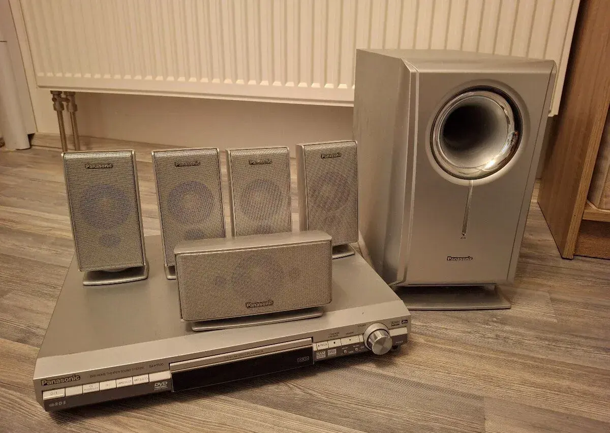 Domácí kino Panasonic SA-HT520