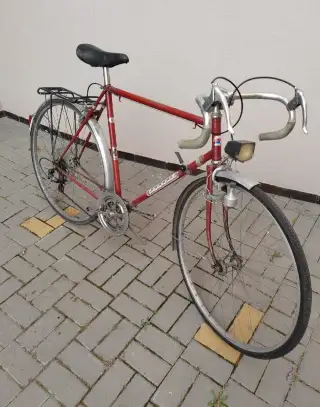 Jízdní kolo Favorit