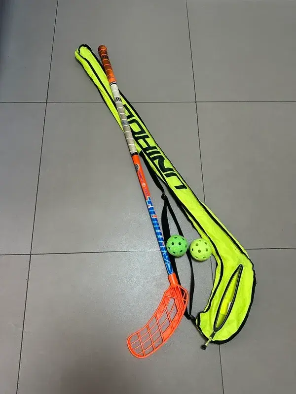 Florbalová hokejka Salming Quest 1 (Flex 29) + obal Unihoc