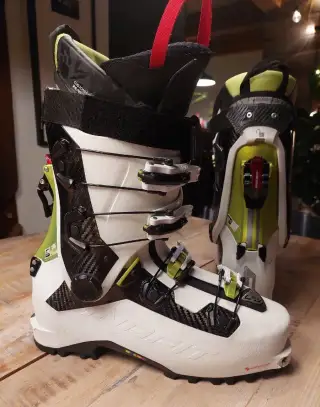 Dynafit Beast Carbon 44.5