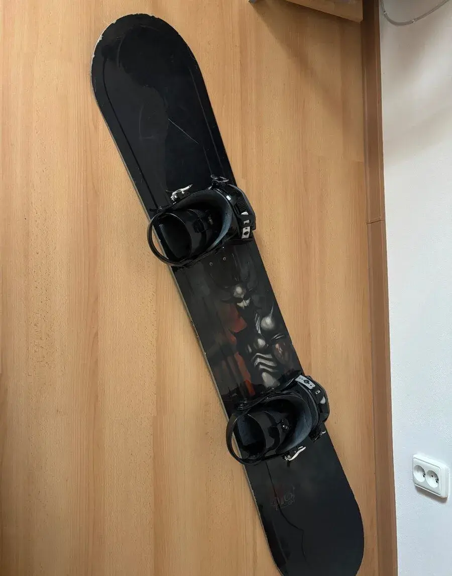 Snowboard LTD Quest 154 cm s vázáním