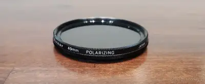 Polarizační / CPL filtr VIVITAR 49 mm