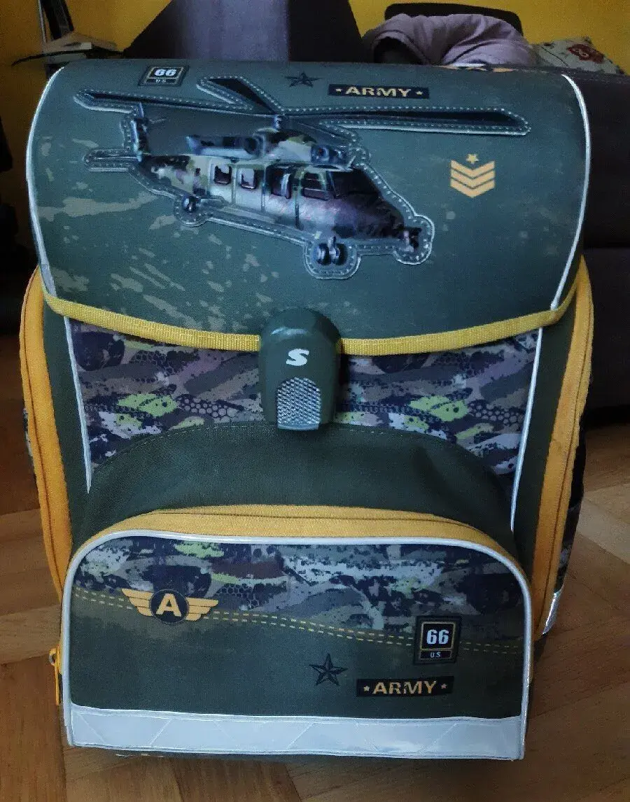 Školní anatomická aktovka Stil ARMY