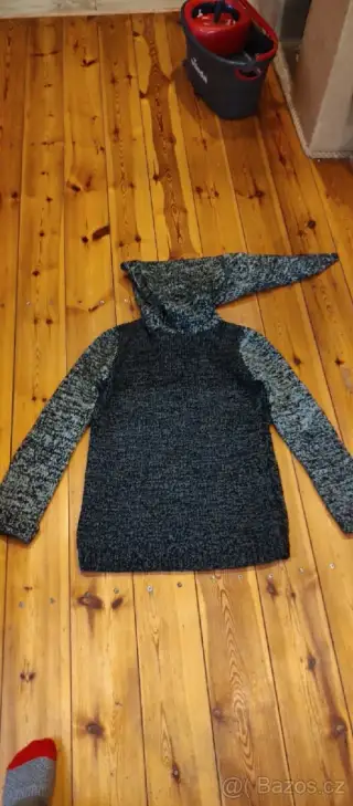 Ručně pletené svetry