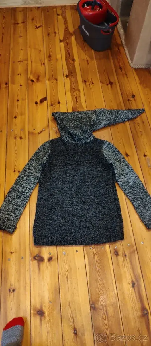 Ručně pletené svetry