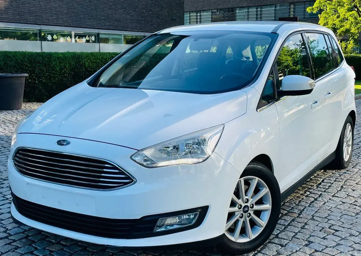 Ford Grand – 2017, 181 104 km