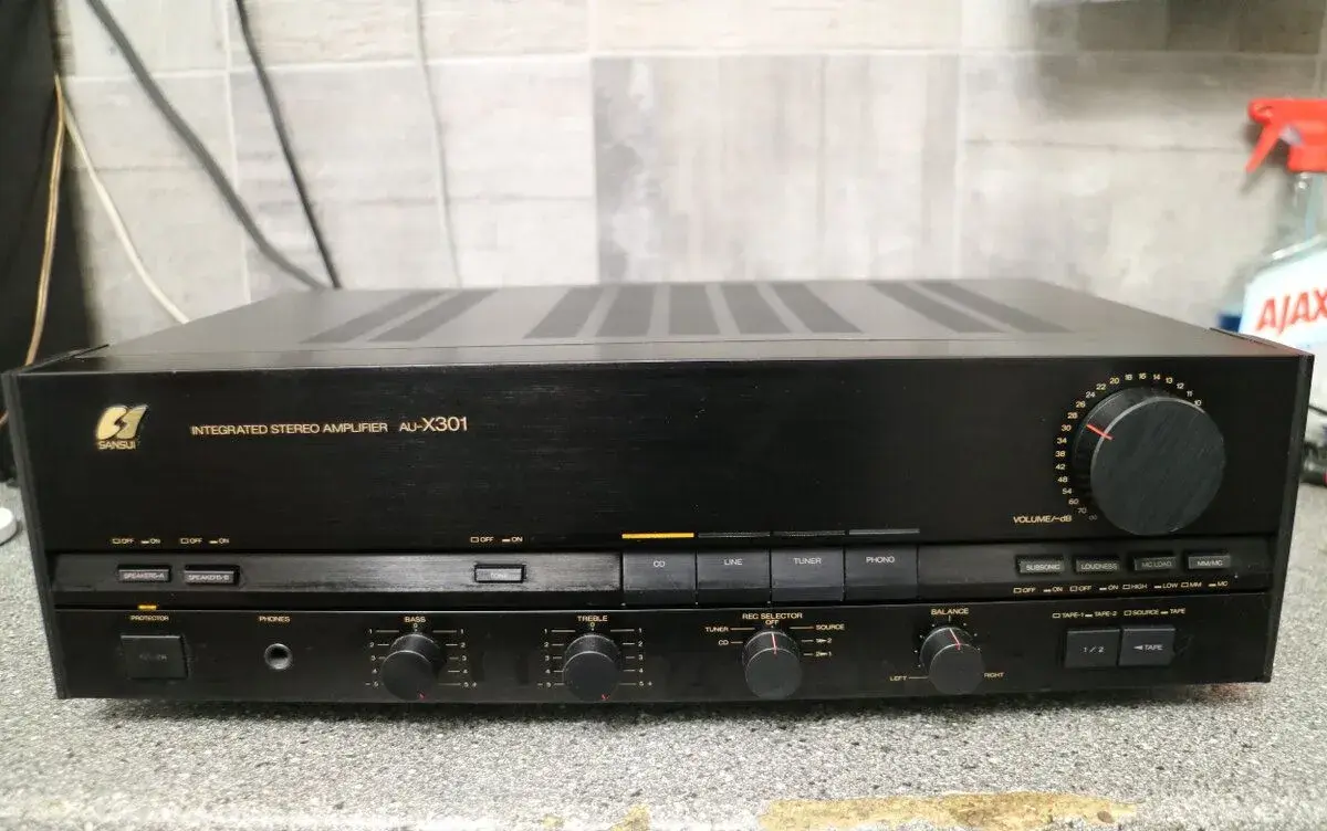 Zesilovač Sansui AU-X301