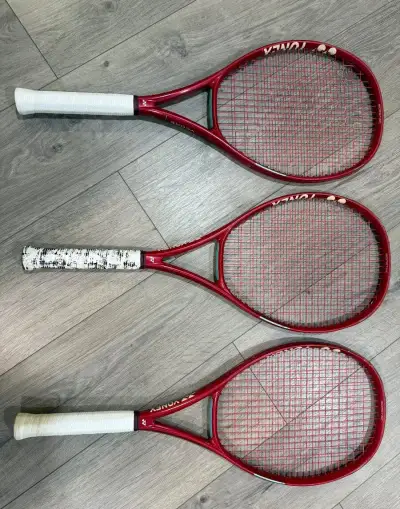 Tenisová raketa Yonex Vcore 100L Ruby Red 2026 L2