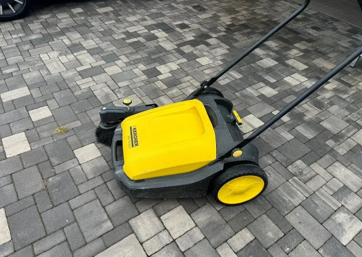 Zametací stroj Karcher