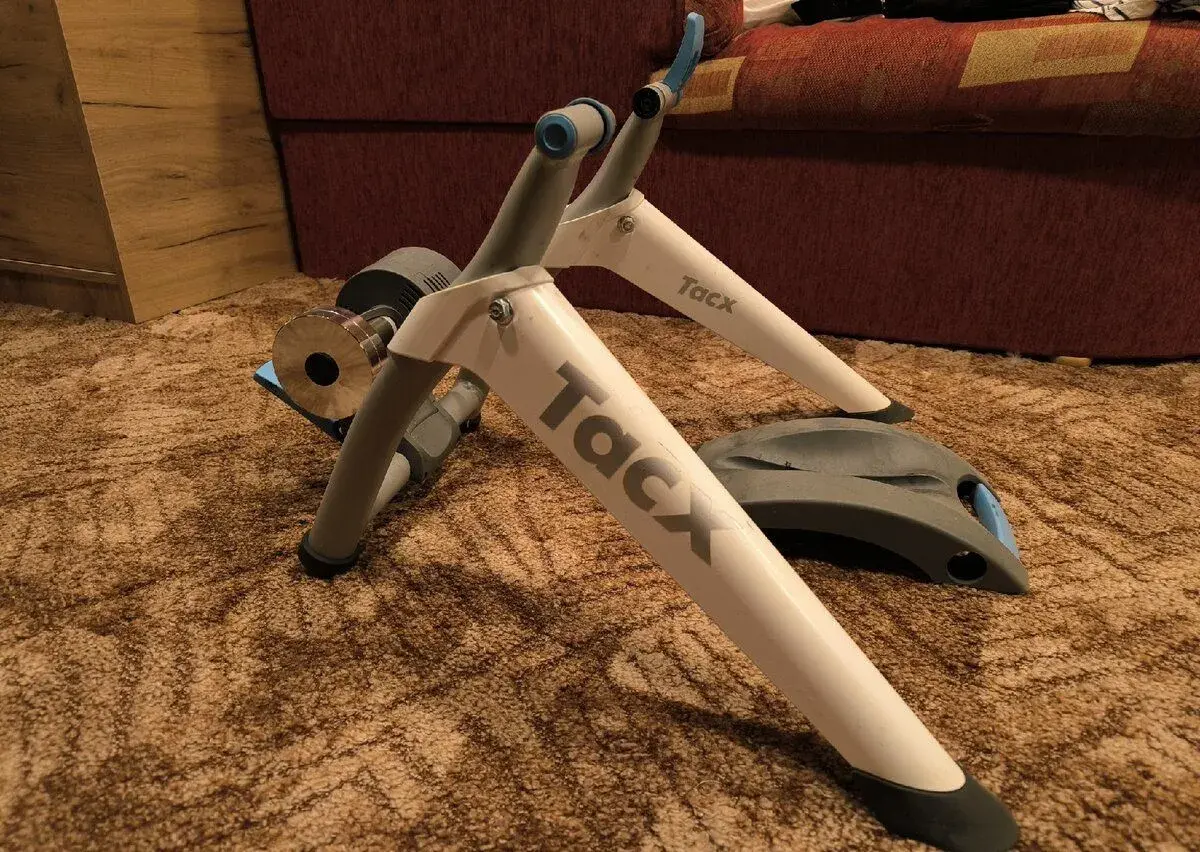 Cyklotrenažer Tacx flow