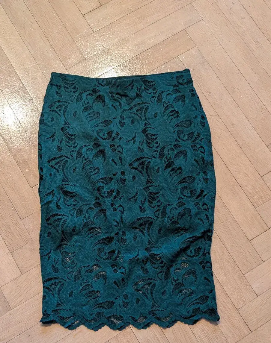 Zelená sukně krajková H&M velikost M