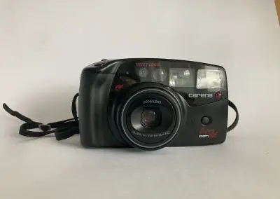 Carena Super Zoom 105 AF analogový fotoaparát