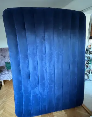 Set 4× nafukovací matrace Intex 200 × 140 cm + pumpa