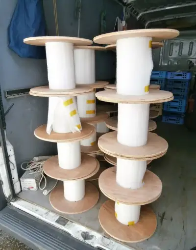Špulka kabelová, stolek design, podstavec za 190 kč