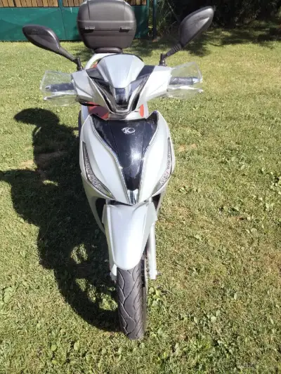 Prodej skútr Kymco