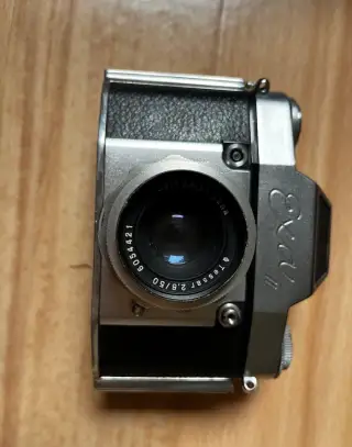 Fotoaparát Carl Zeiss Jena Tessar 2,8/50 mm