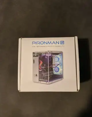 SunFounder Pironman 5 pro Raspberry Pi 5 (OLED, NVMe deska)