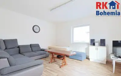 Útulný rodinný dům 2+1 se zahradou a dílnou v Tuchorazi | Kl
