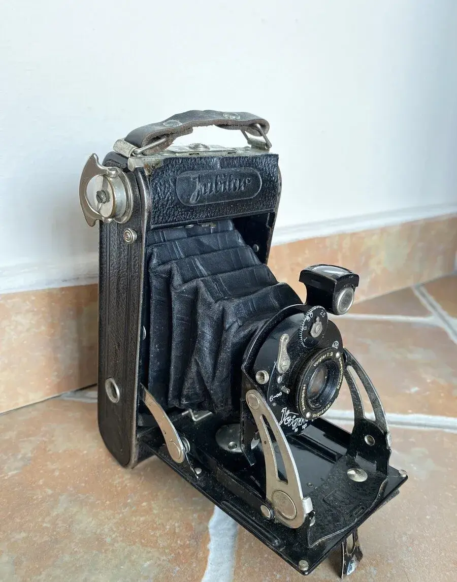 Starožitný německy fotoaparát VOIGTLÄNDER JUBILAR