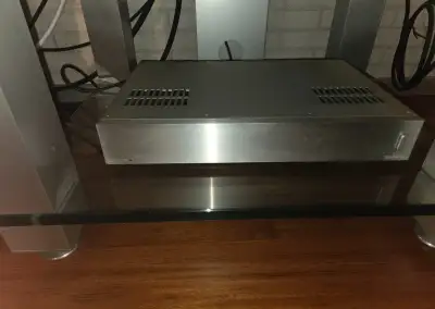 stereo koncový zesilovač Audiolab 8200P