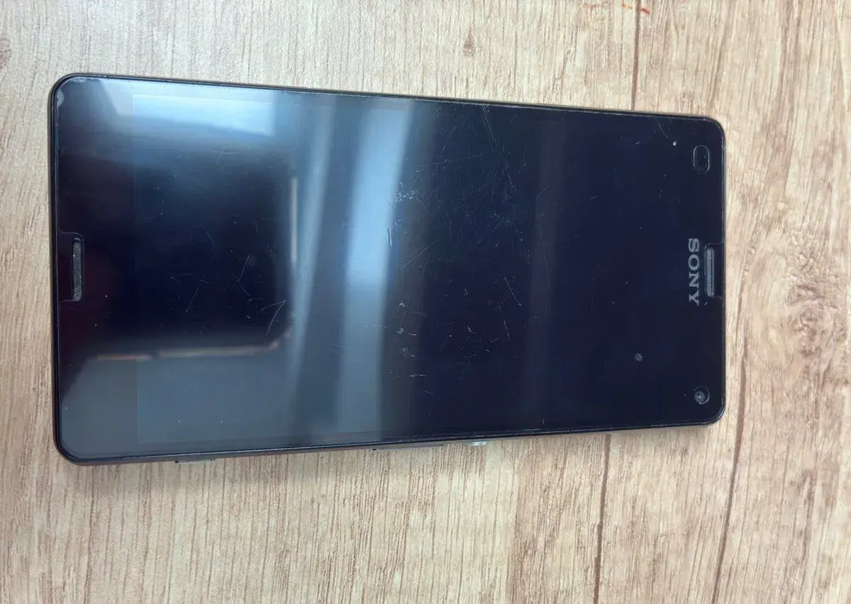 Sony Xperia Z3 Compact