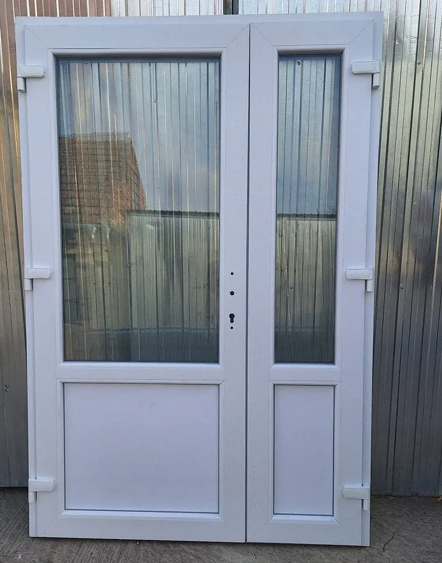 Vchodove dvere 2/3sklo 130x200,140x208