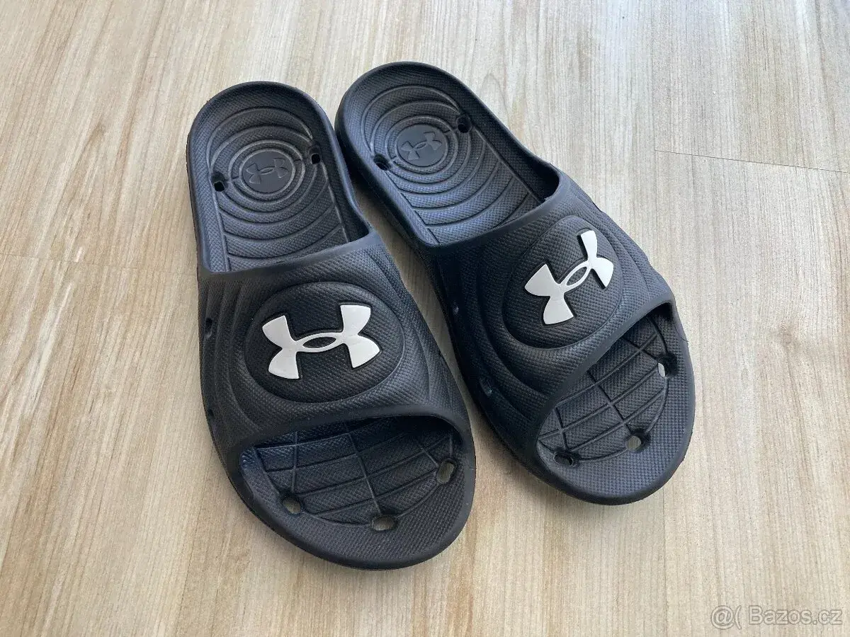Dětské pantofle Under Armour