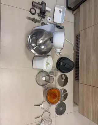 Kuchyňský robot BOSCH