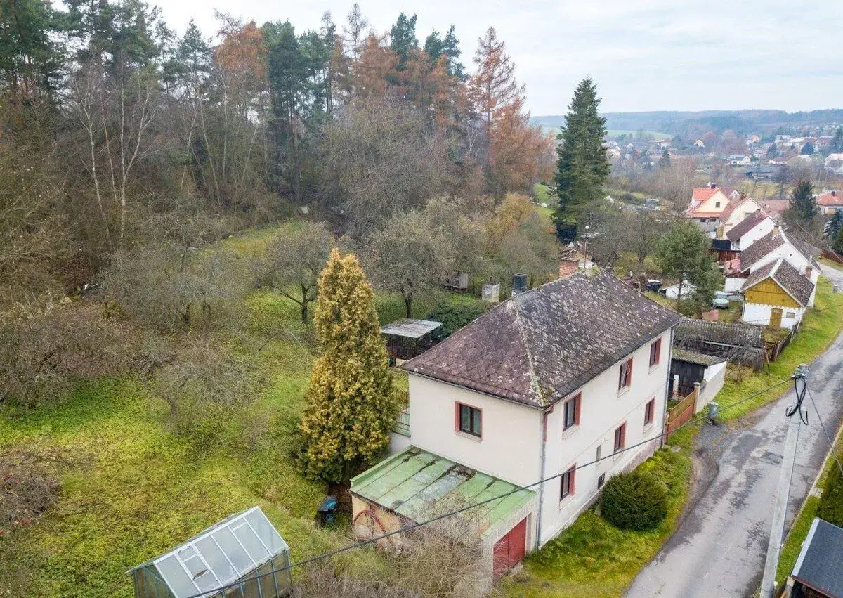Prodej rodinný dům Ledce