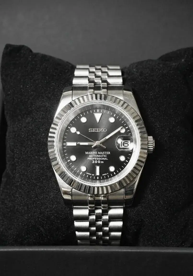 Seiko Mod Black – 40 mm