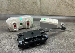 Lego RC vlak - elektronika