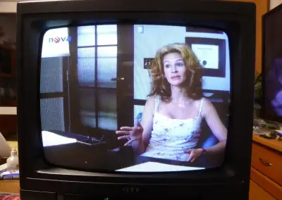 Barevný televizor OTF 4347A s DO velmi pěkný obraz