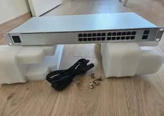 Unifi switch 24 USW-24
