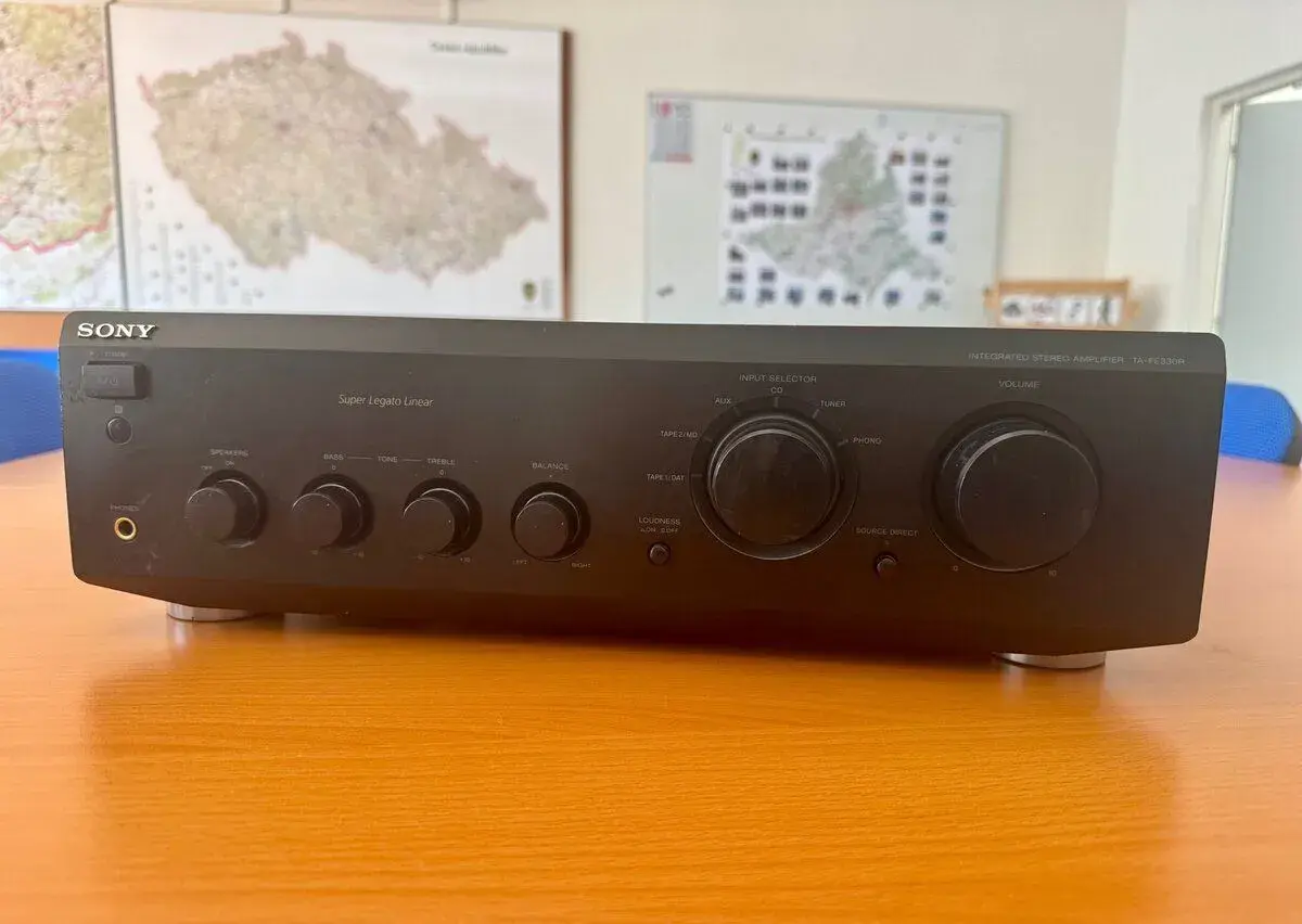 Zesilovač SONY TA-FE330R